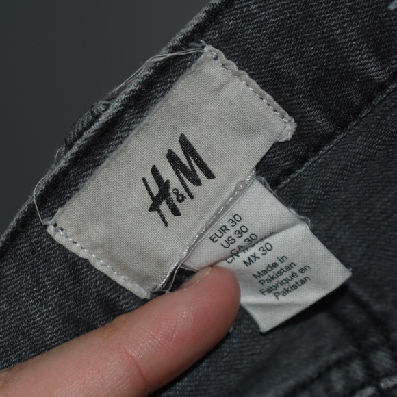 H&M Jeans with a Distressed Finish - Picture 3 of 3